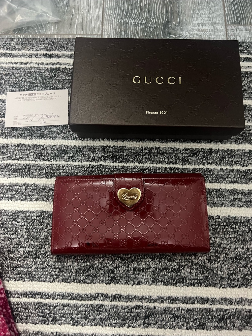 Gucci Red Patent Leather Continental Wallet with Gold Heart Clasp